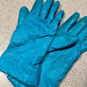 Genuine leather gloves